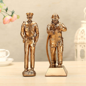 Fireman Police Statue Modern European Simple Home Jewelry Desk Decoration Comrade-in-the-Trainer Souvenirs Resin Crafts