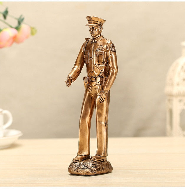 Fireman Police Statue Modern European Simple Home Jewelry Desk Decoration Comrade-in-the-Trainer Souvenirs Resin Crafts